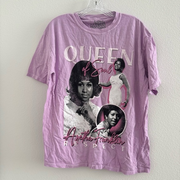 3 Bundle Oversized Band Tees Size: M - Picture 2 of 10